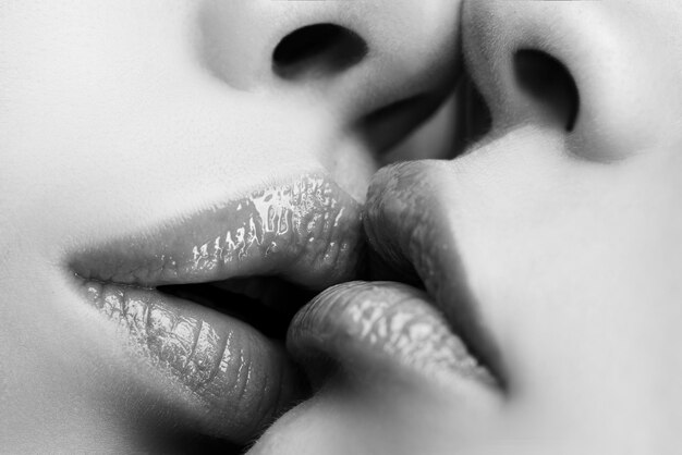 Lesbian Lips